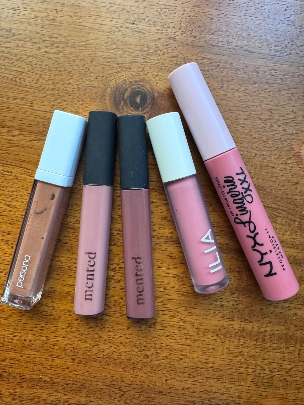 Persona & Assorted Pink Lip Gloss